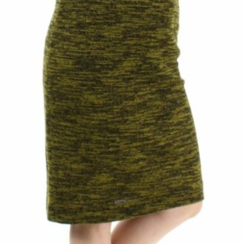 Textured skirt